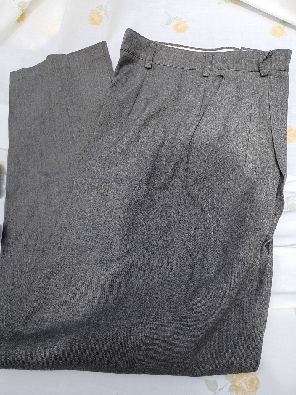 Tailored Gray Women's Pleated Trousers